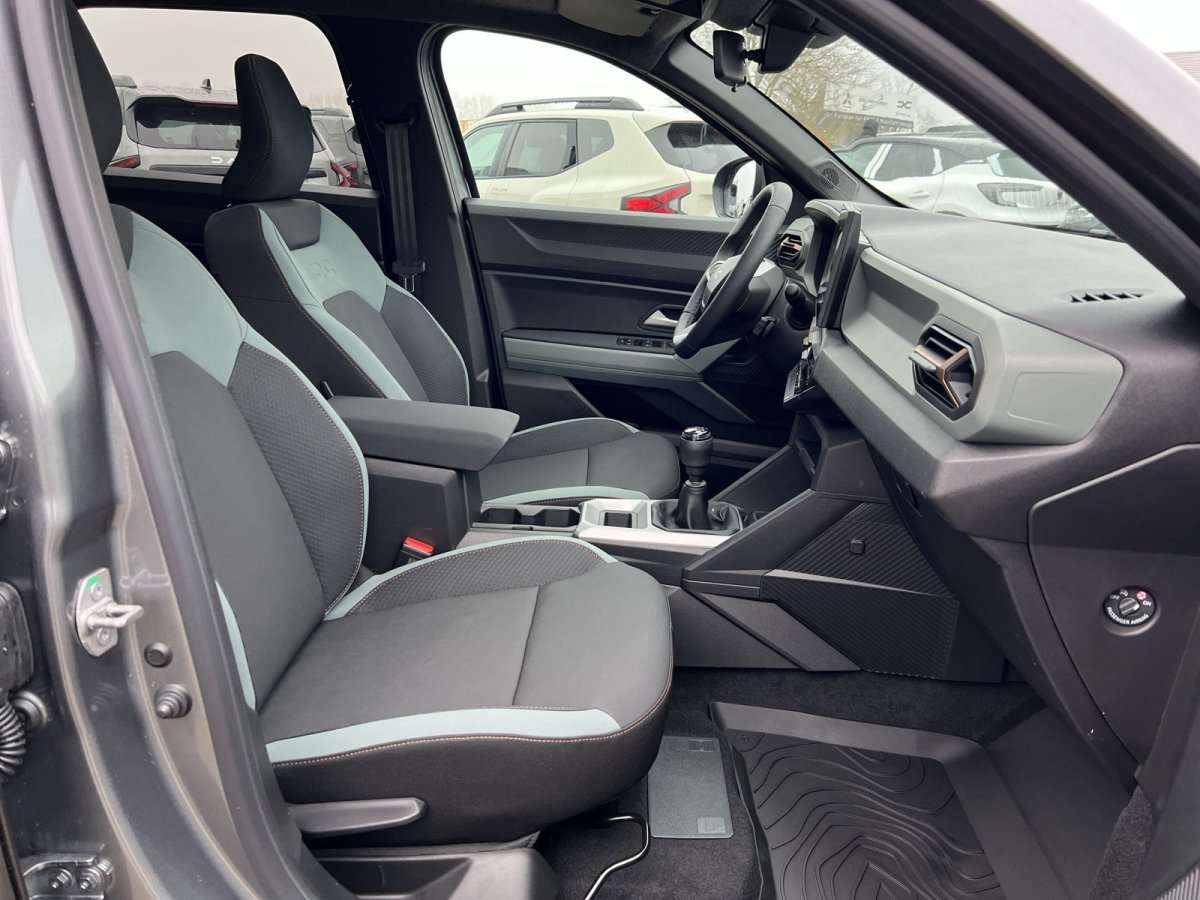 Fahrzeugbild eines Dacia Bigster