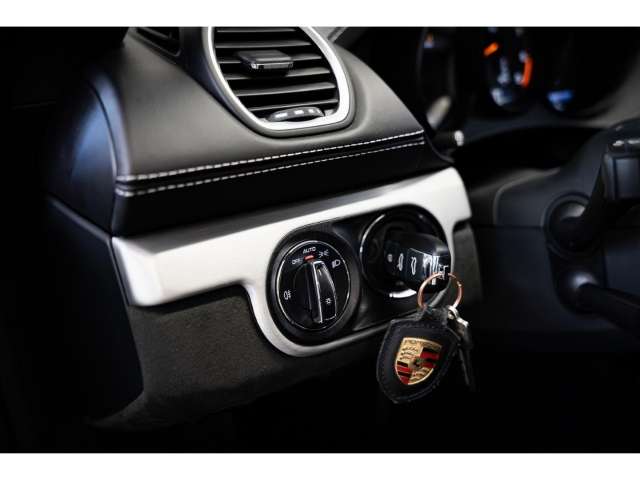 Fahrzeugbild eines Porsche Cayman