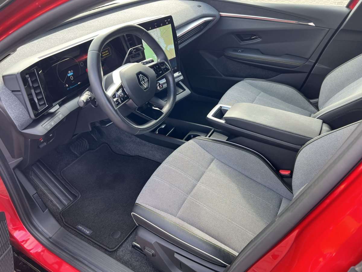 Fahrzeugbild eines Renault Megane E-TECH