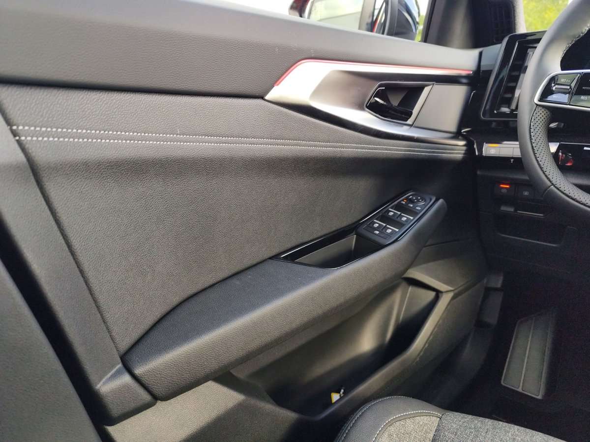 Fahrzeugbild eines Renault Austral