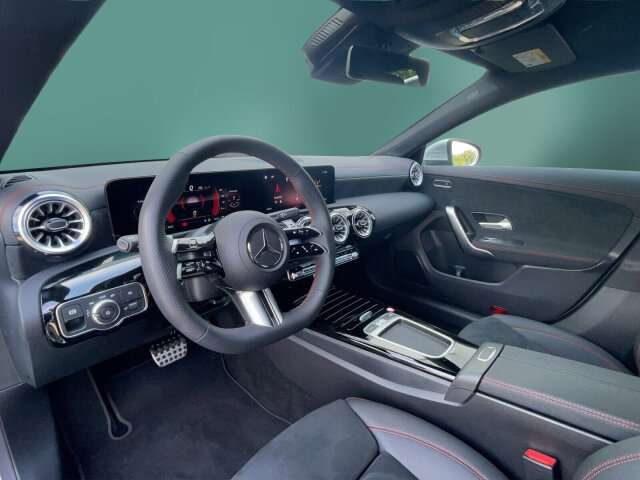 Fahrzeugbild eines Mercedes-Benz CLA