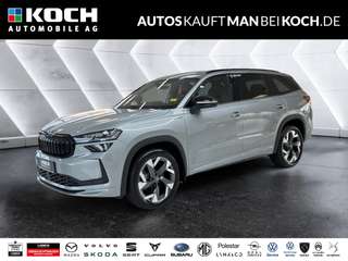 Schräge Frontansicht auf einen Skoda Kodiaq , freigestellt