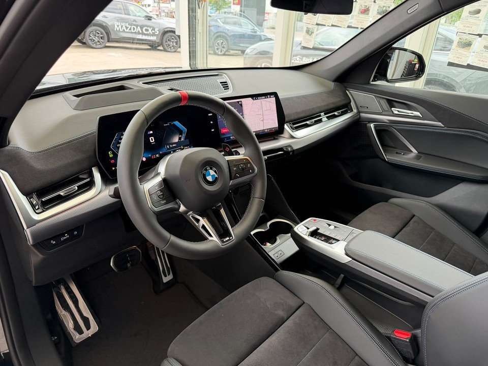 Fahrzeugbild eines BMW X1
