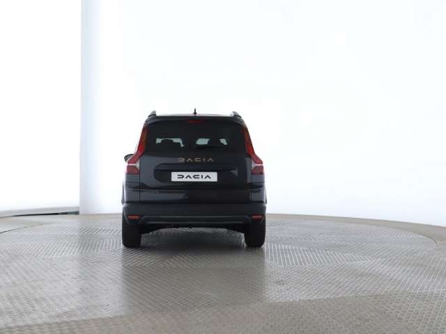 Fahrzeugbild eines Dacia Jogger