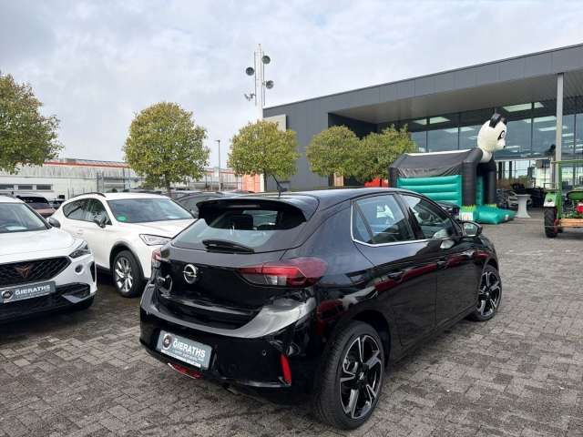 Fahrzeugbild eines Opel Corsa