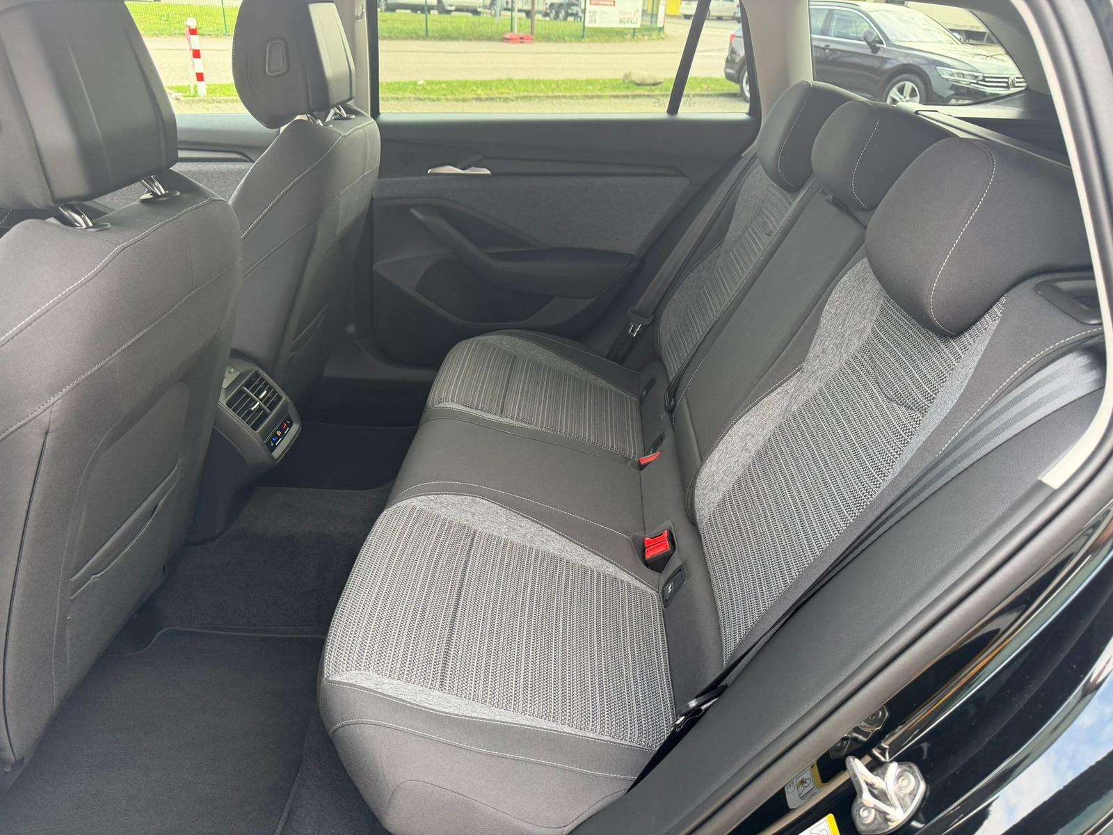 Fahrzeugbild eines Skoda Superb