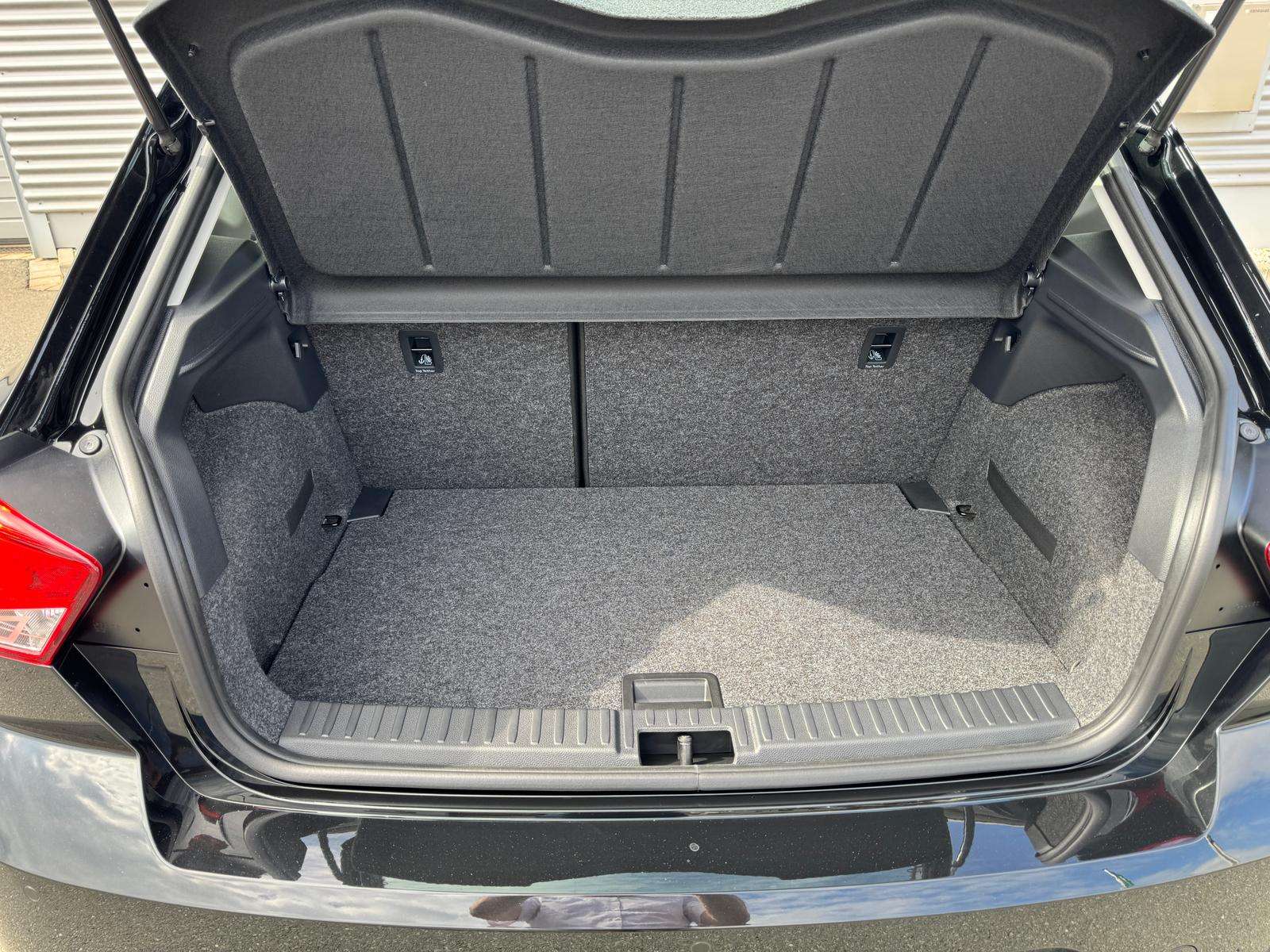 Fahrzeugbild eines SEAT Ibiza