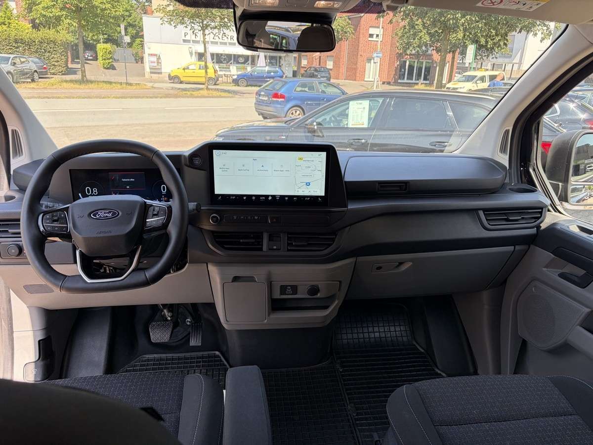 Fahrzeugbild eines Ford Transit Custom