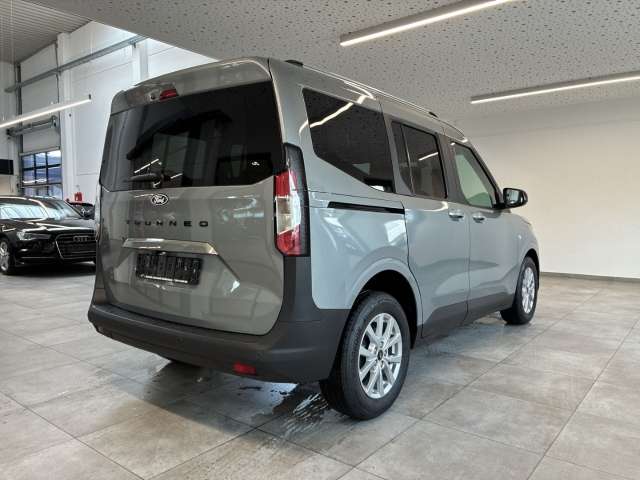 Fahrzeugbild eines Ford Tourneo Courier