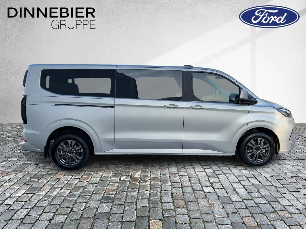 Fahrzeugbild eines Ford Tourneo Custom