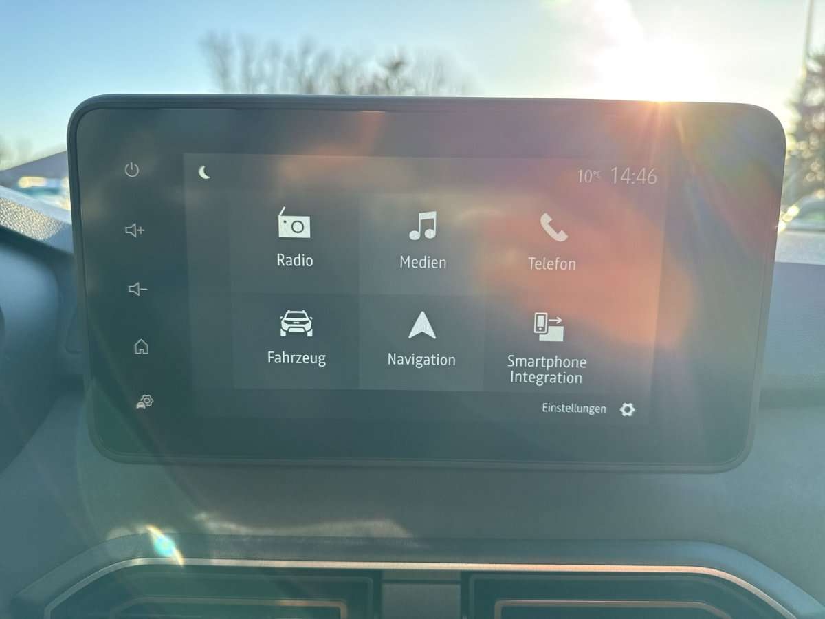 Fahrzeugbild eines Dacia Jogger