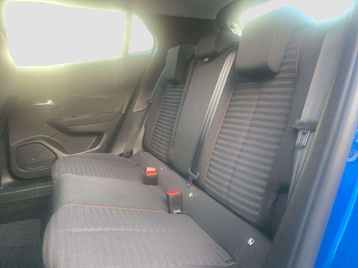 Fahrzeugbild eines Peugeot 2008