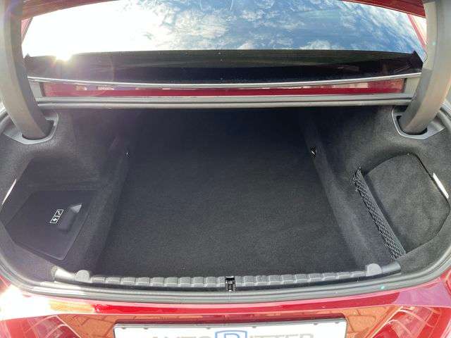 Fahrzeugbild eines BMW 8er-Reihe