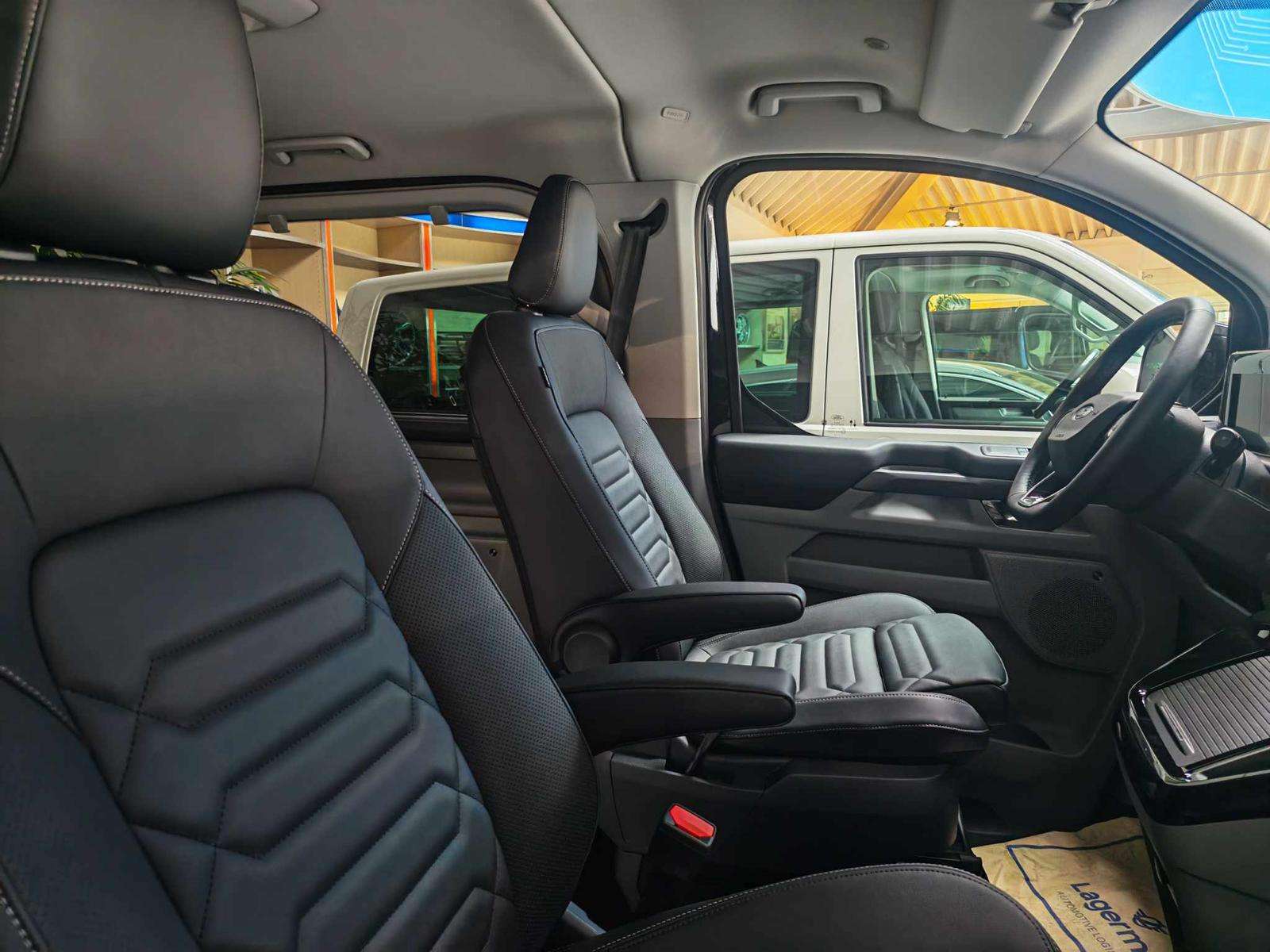 Fahrzeugbild eines Ford Tourneo Custom