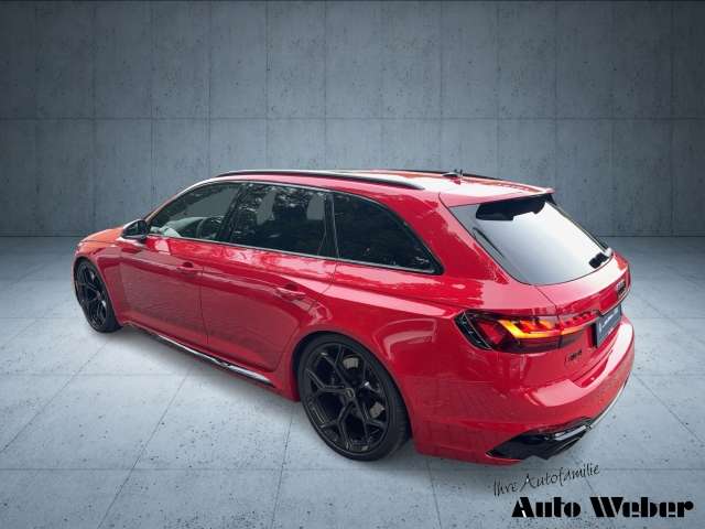 Fahrzeugbild eines Audi RS4