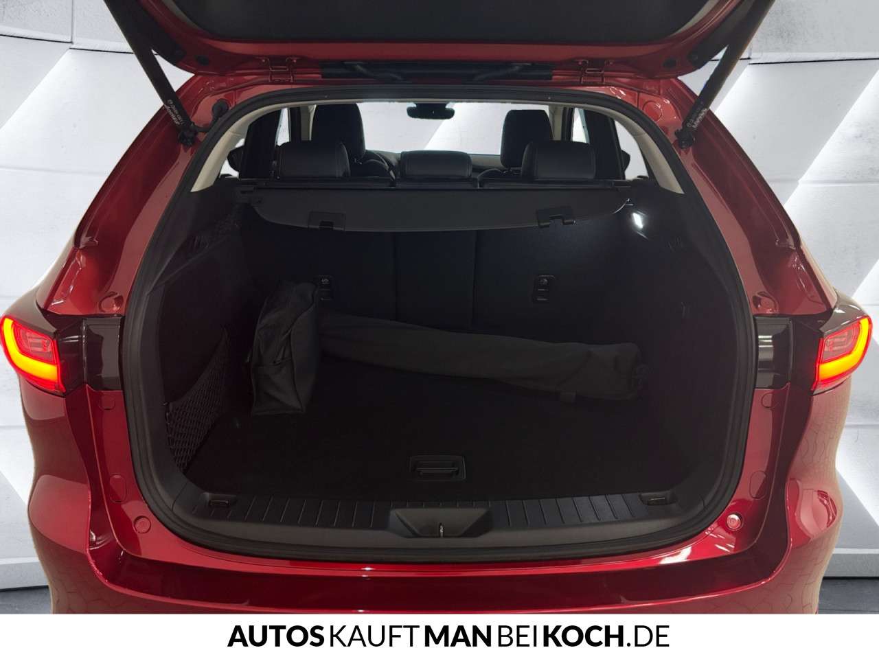 Fahrzeugbild eines Mazda CX-60