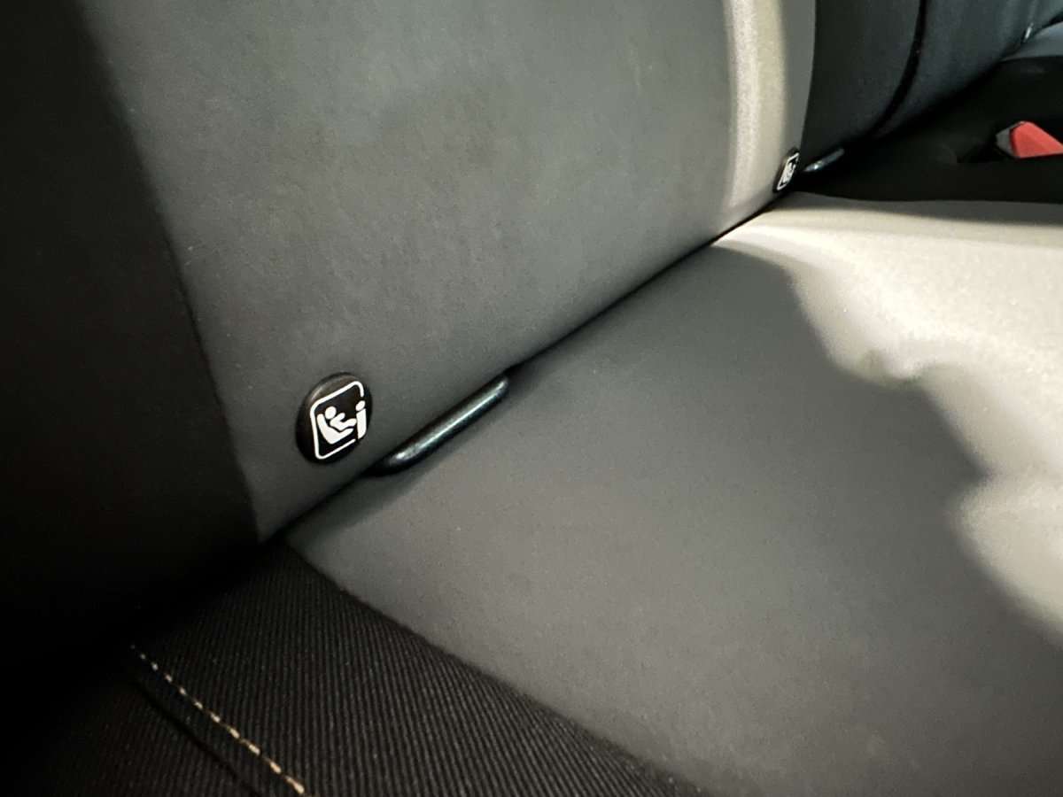 Fahrzeugbild eines Dacia Duster