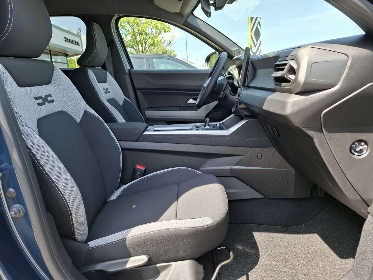 Fahrzeugbild eines Dacia Bigster