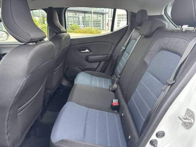 Fahrzeugbild eines Dacia Sandero