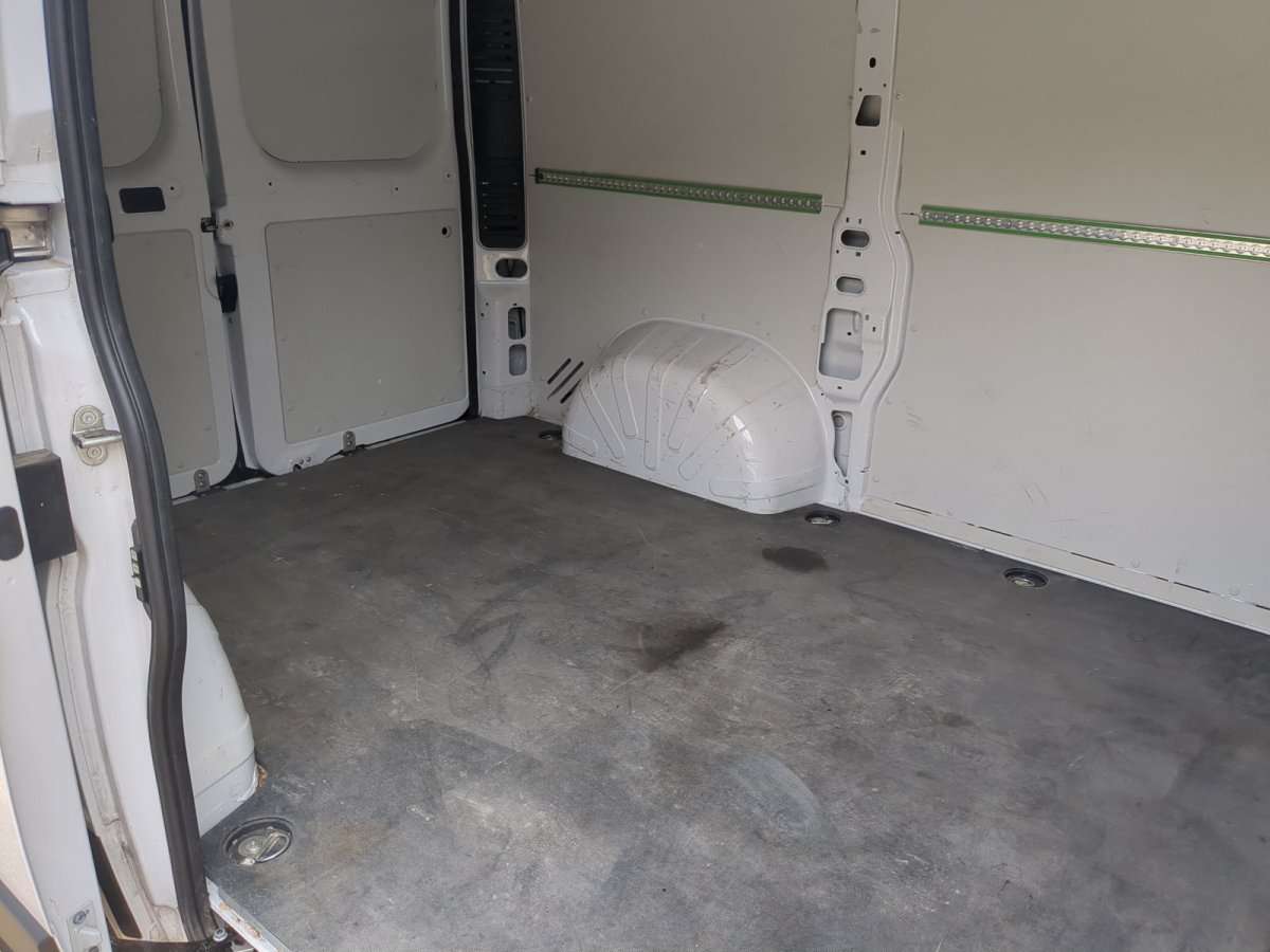 Fahrzeugbild eines Opel Movano