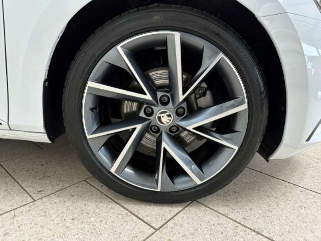 Fahrzeugbild eines Skoda Superb