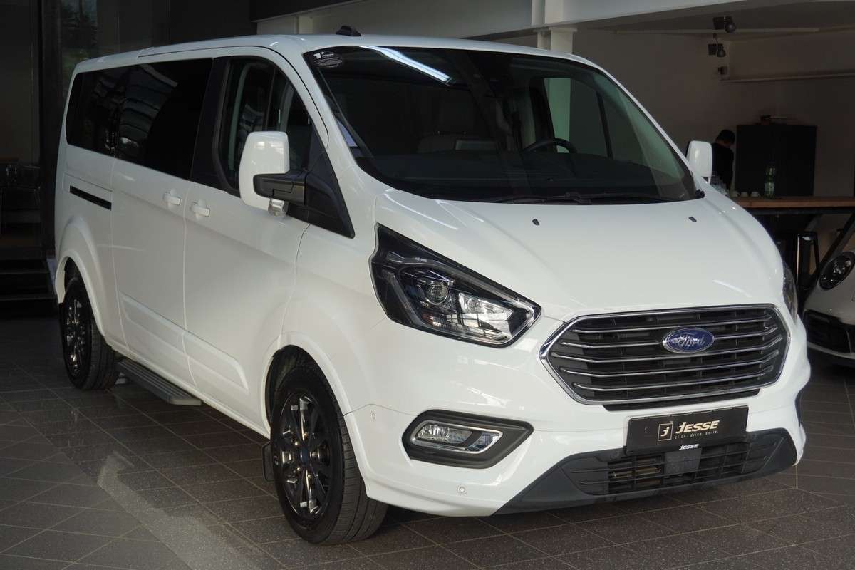 Fahrzeugbild eines Ford Tourneo Custom