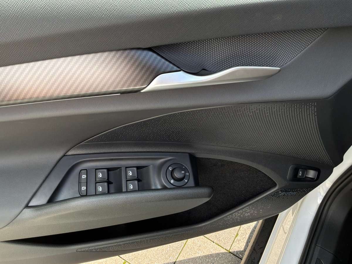 Fahrzeugbild eines Skoda ELROQ