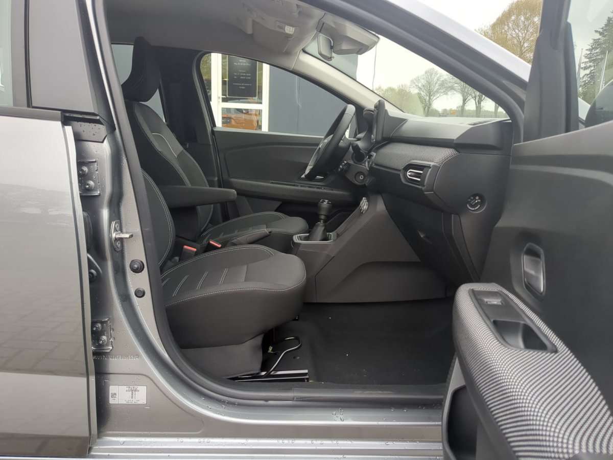Fahrzeugbild eines Dacia Sandero