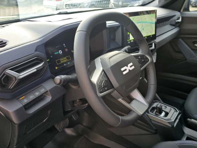 Fahrzeugbild eines Dacia Duster