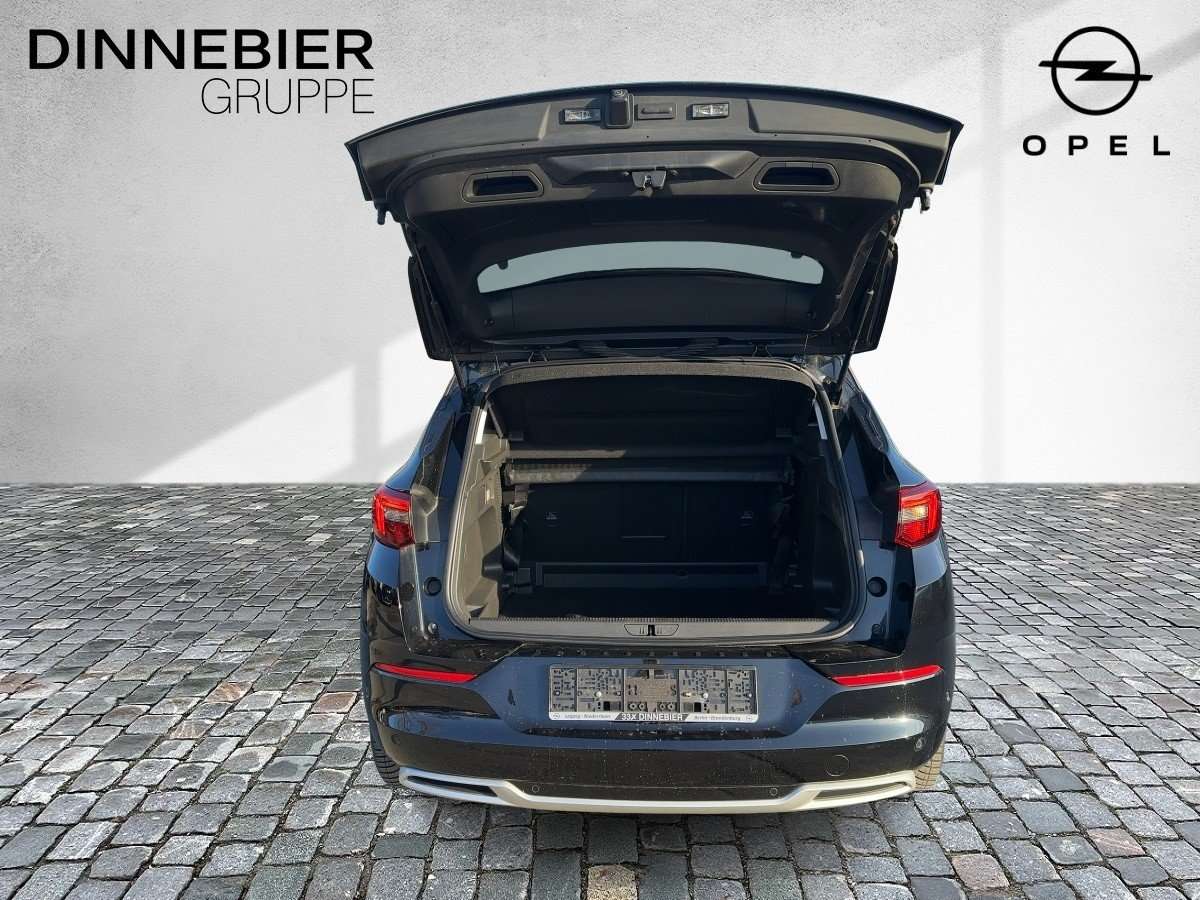 Fahrzeugbild eines Opel Grandland X