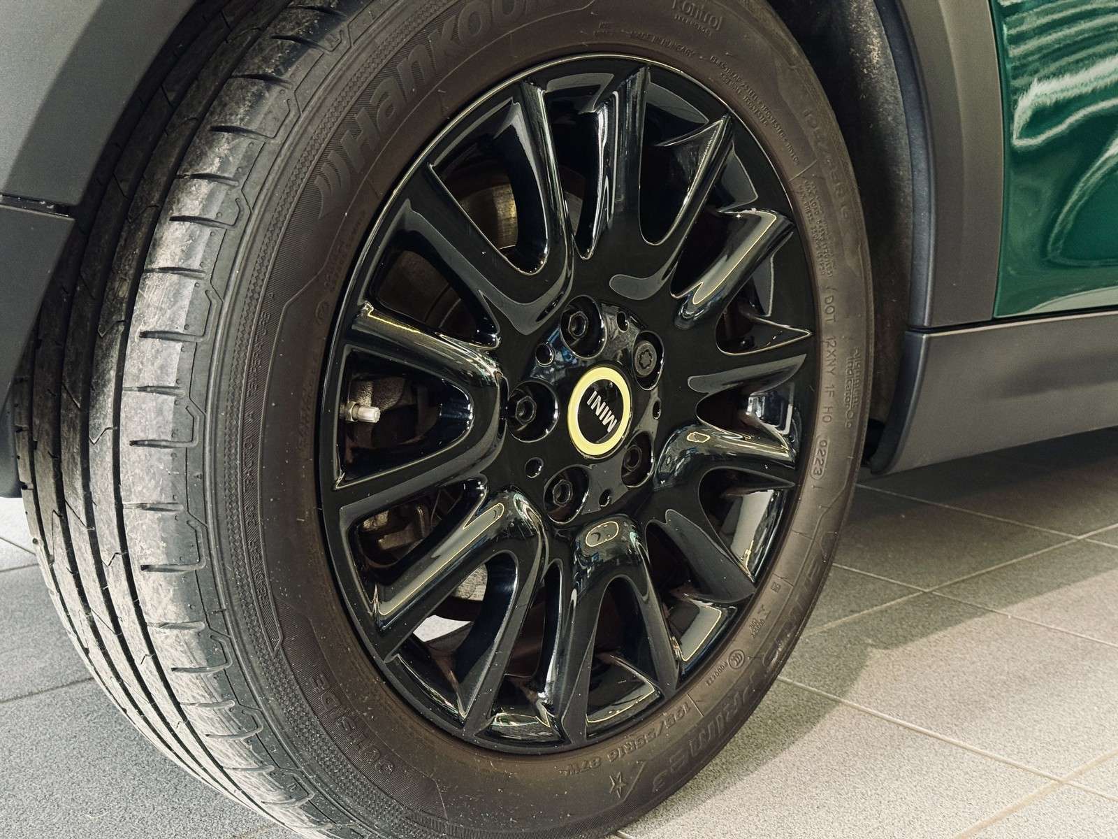 Fahrzeugbild eines MINI COOPER