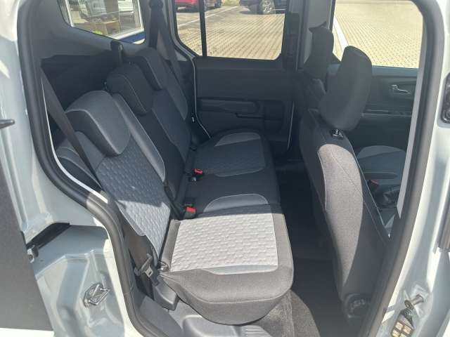 Fahrzeugbild eines Ford Tourneo Courier