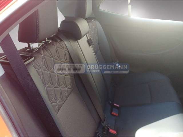 Fahrzeugbild eines Toyota Yaris Cross
