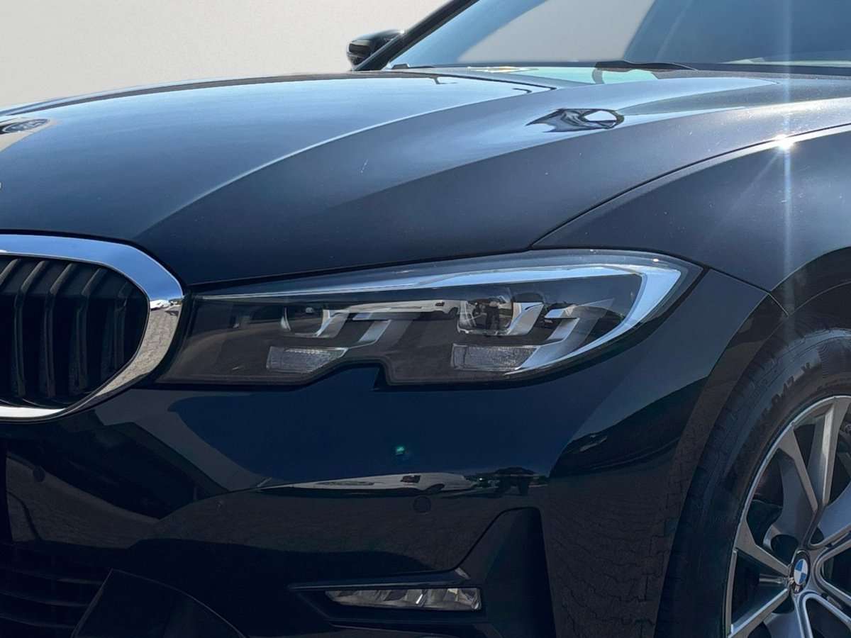Fahrzeugbild eines BMW 3er-Reihe