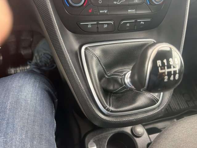 Fahrzeugbild eines Ford Transit Connect