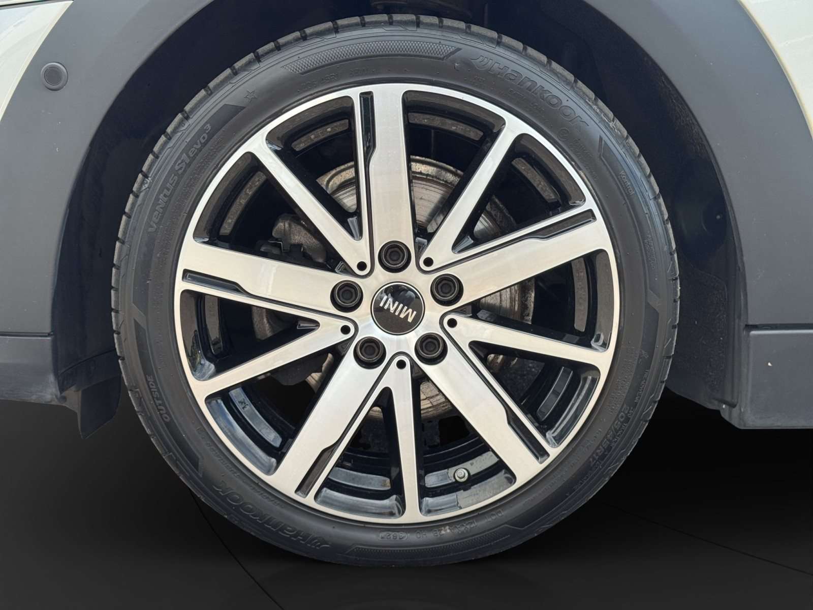 Fahrzeugbild eines MINI COOPER