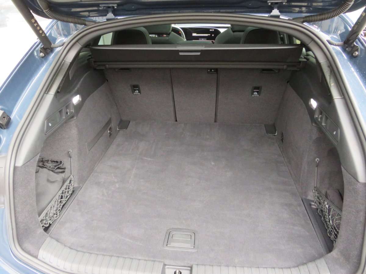 Fahrzeugbild eines Audi A6 e-tron