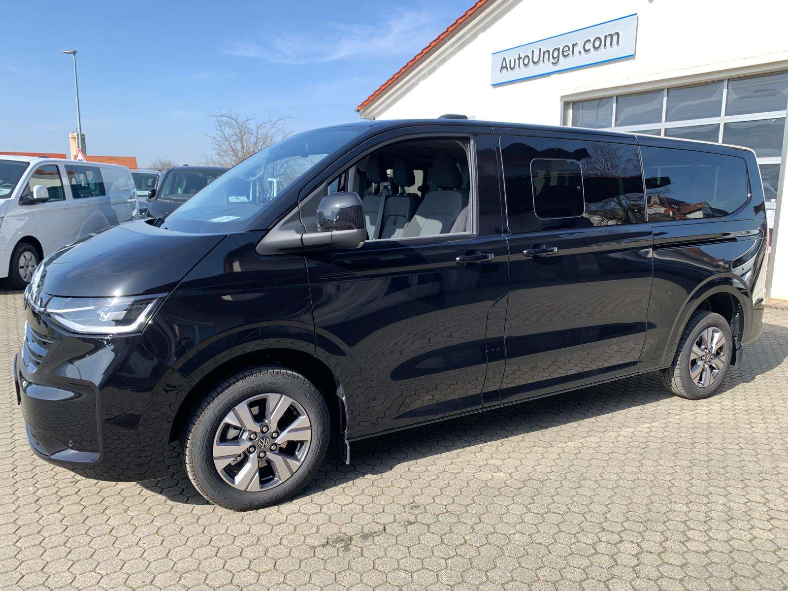 Fahrzeugbild eines Volkswagen Caravelle