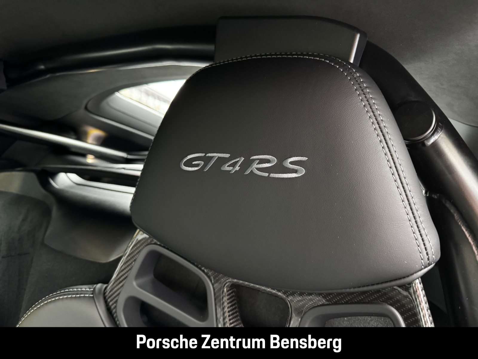Fahrzeugbild eines Porsche Cayman