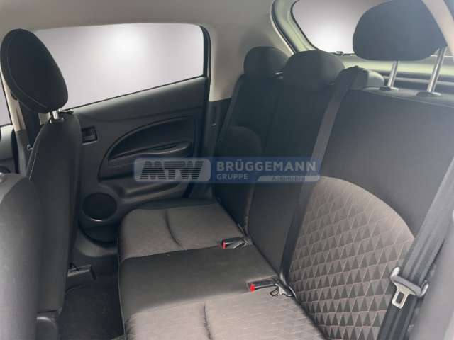 Fahrzeugbild eines Mitsubishi Space Star