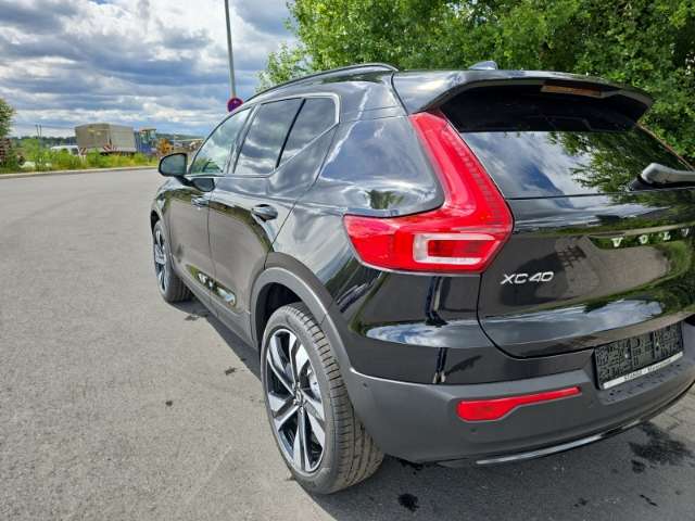 Fahrzeugbild eines Volvo XC40
