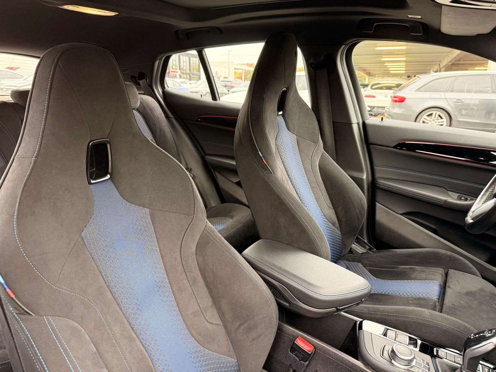 Fahrzeugbild eines BMW X2