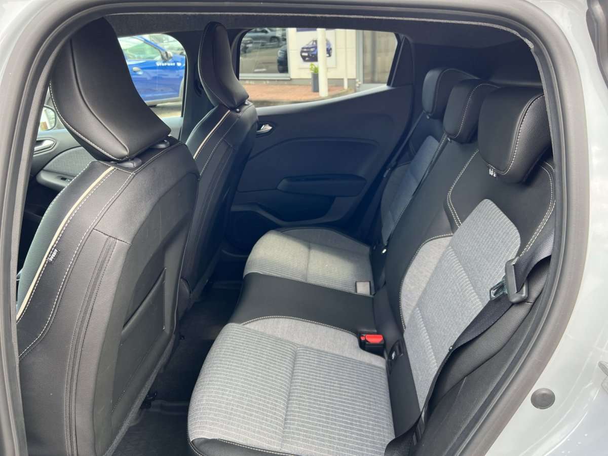 Fahrzeugbild eines Renault Clio