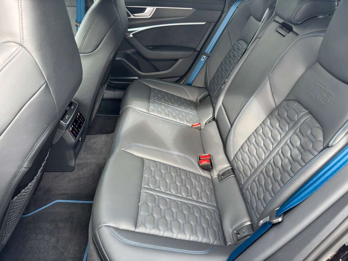 Fahrzeugbild eines Audi RS6