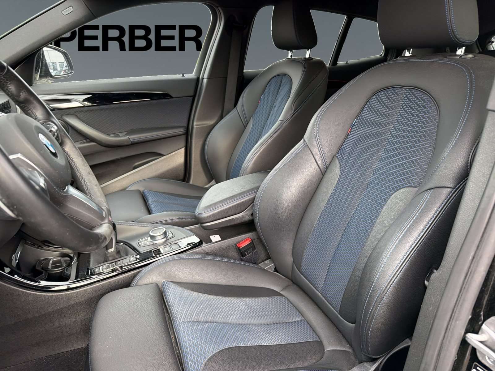 Fahrzeugbild eines BMW X2