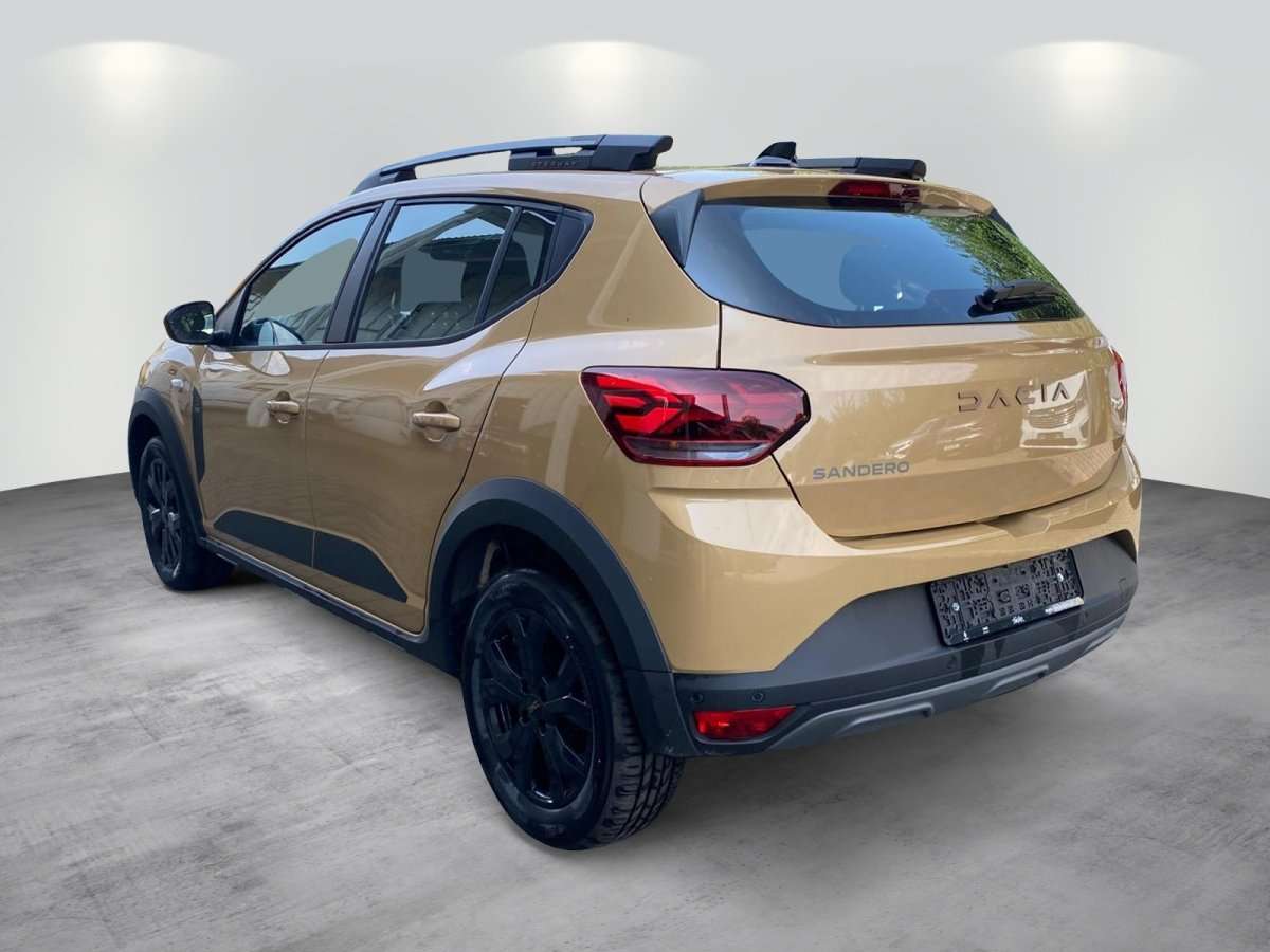 Fahrzeugbild eines Dacia Sandero