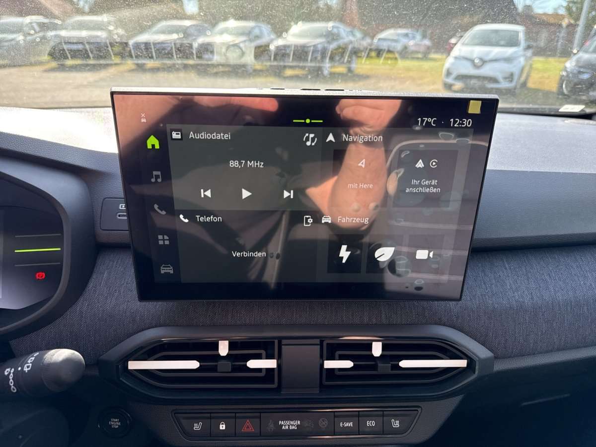 Fahrzeugbild eines Dacia Jogger