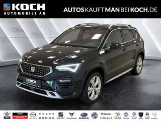 Schräge Frontansicht auf einen SEAT Ateca , freigestellt