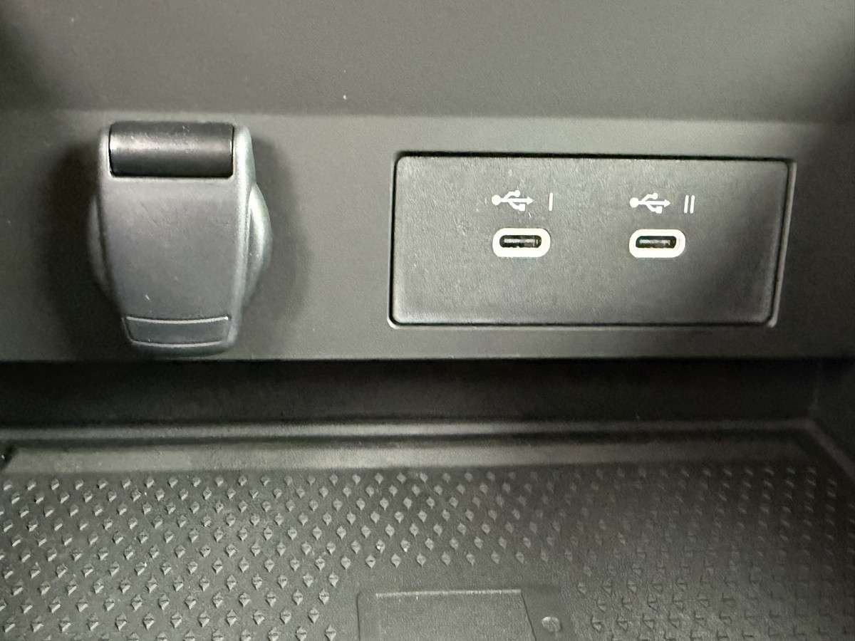 Fahrzeugbild eines Mitsubishi Grandis