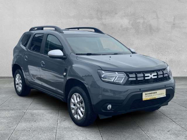 Fahrzeugbild eines Dacia Duster